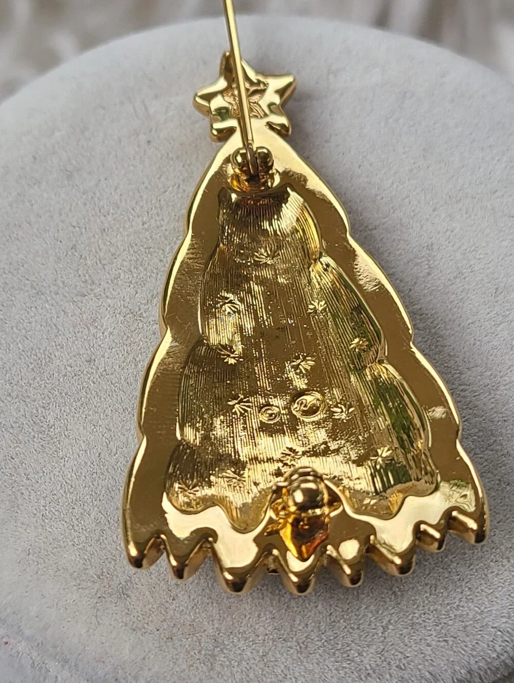 Swarovski Gold-Tone Crystal Christmas Tree Brooch- Excellent Condition